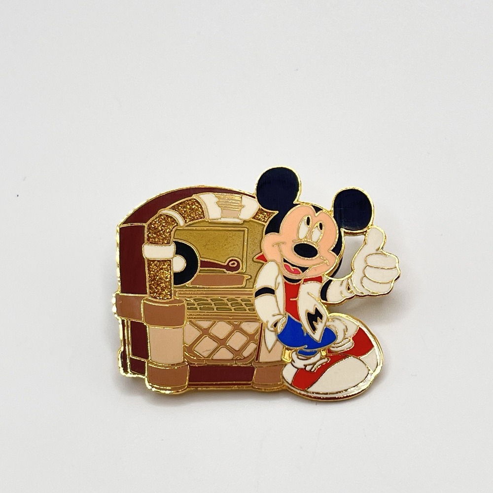 1.5" Disney Trading Pin Disneyland Resort Mickey  Letterman Jukebox